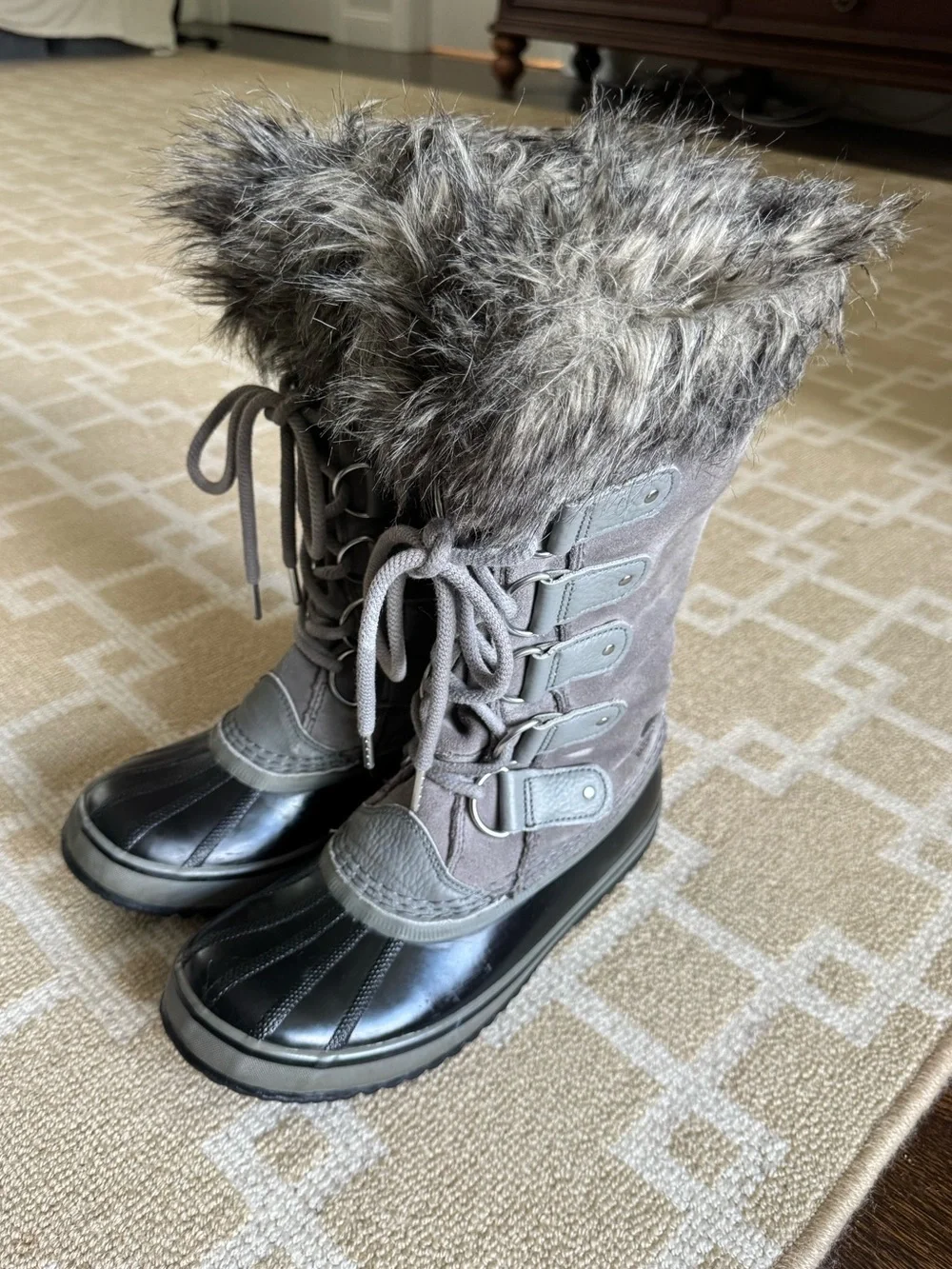 Sorel Joan of Arctic Waterproof Insulated Snow Boots Quarry Gray Black Size 8